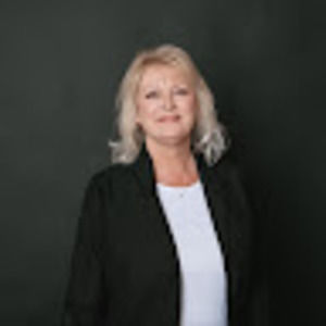 Meet your Posher, Tonya